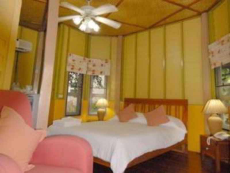 Coral Grand Тау